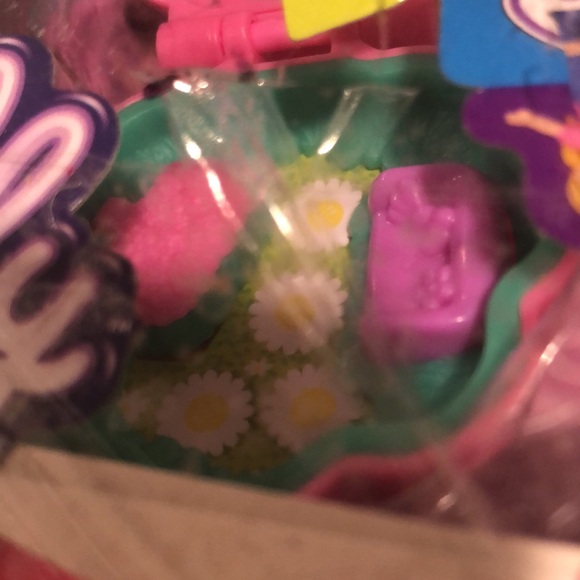 NIP Micro Polly Pockets mini doll play set - Picture 9 of 15